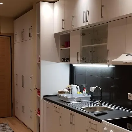 Gea 24 Sa Garazom Zlatibor