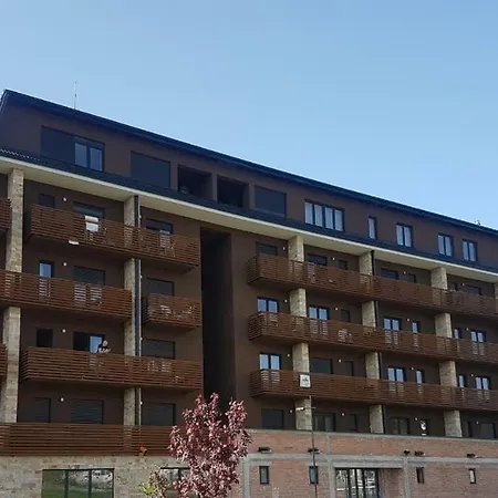 Gea 24 Sa Garazom * Zlatibor