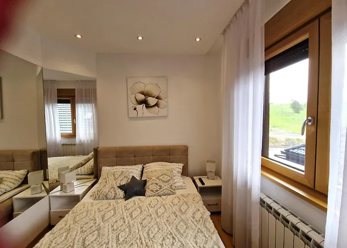 Апартаменты Gea 24 Sa Garazom Златибор