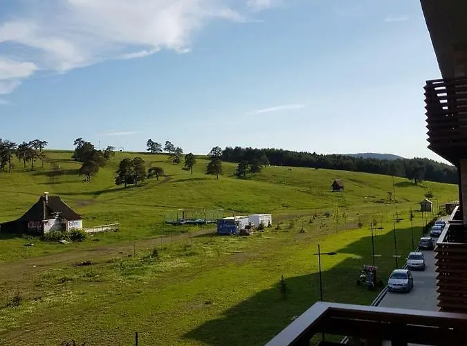 Gea 24 Sa Garazom Апартаменты Златибор